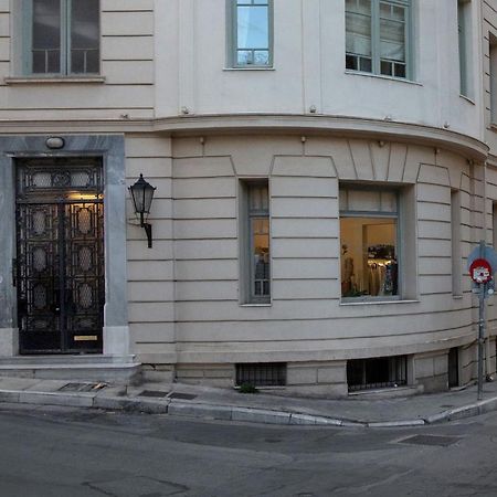 Neoclassical Apartment Close To Syntagma-Plaka By Ghh Атина Екстериор снимка
